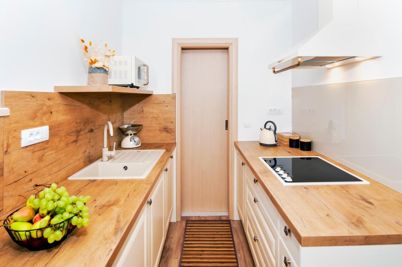 Apartment Miral Rovinjsko Selo Esterno foto