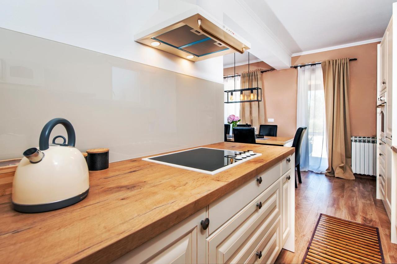 Apartment Miral Rovinjsko Selo Esterno foto