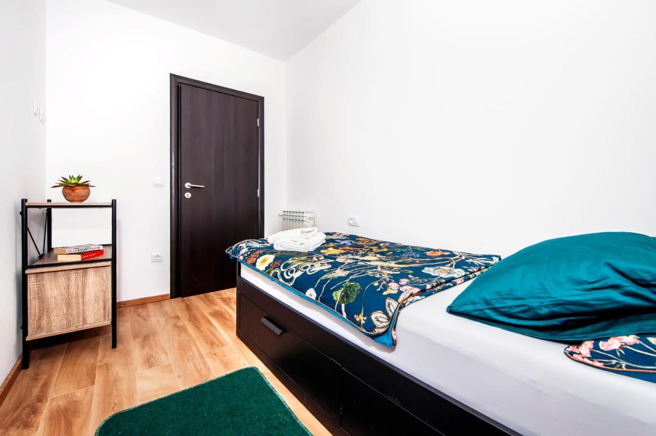 Apartment Miral Rovinjsko Selo Esterno foto