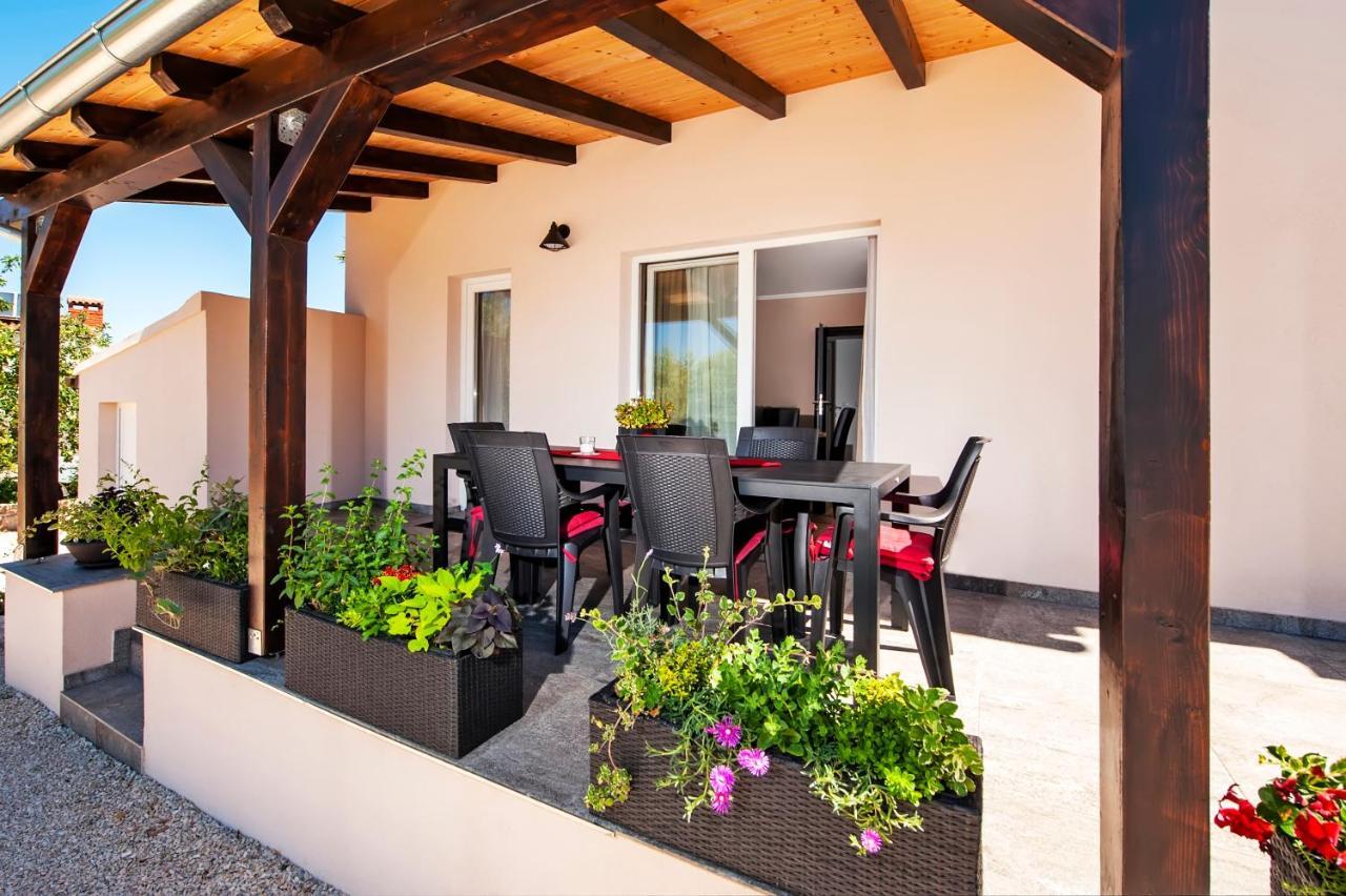 Apartment Miral Rovinjsko Selo Esterno foto